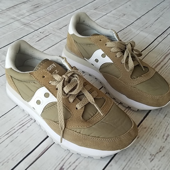 saucony white leather sneakers